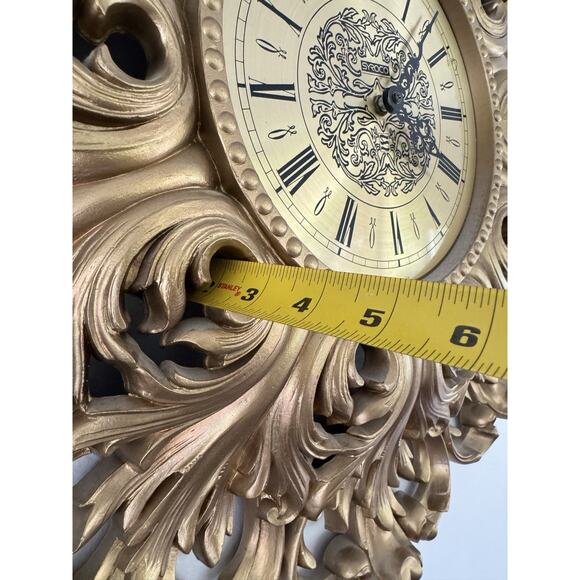 Vintage Large Ornate Mid-Century Syroco Quartz Wall Clock – 22” Diameter - Picture 8 of 11